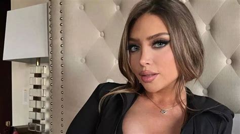 ava louise playboy|OnlyFans model flashes chest at Giants game after alleged request